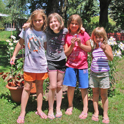 Kids having fun at Lebanon Reservoir Campground